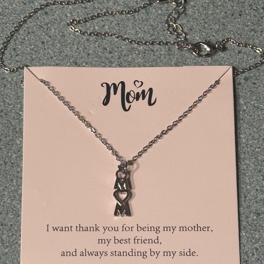 Mom Silver Sentimental Pendant Necklace